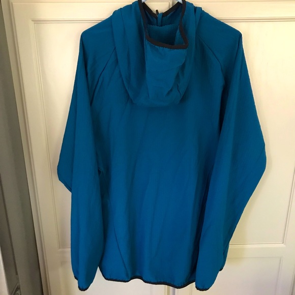 Nike Dry-Fit Jacket - Picture 2 of 3